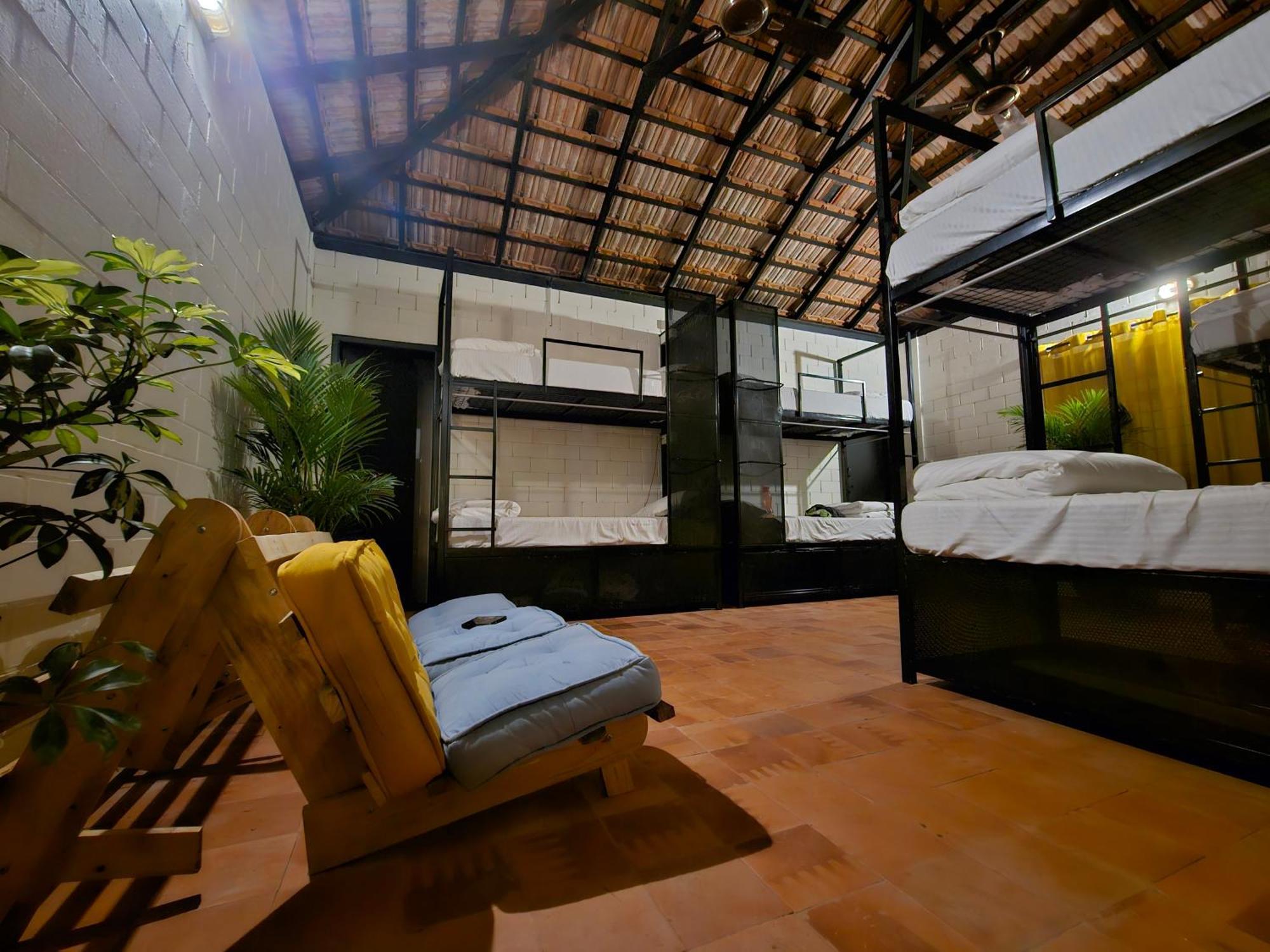 Suntikoppa Benomadic Eco Hostel, Madikeri, Coorg מראה חיצוני תמונה