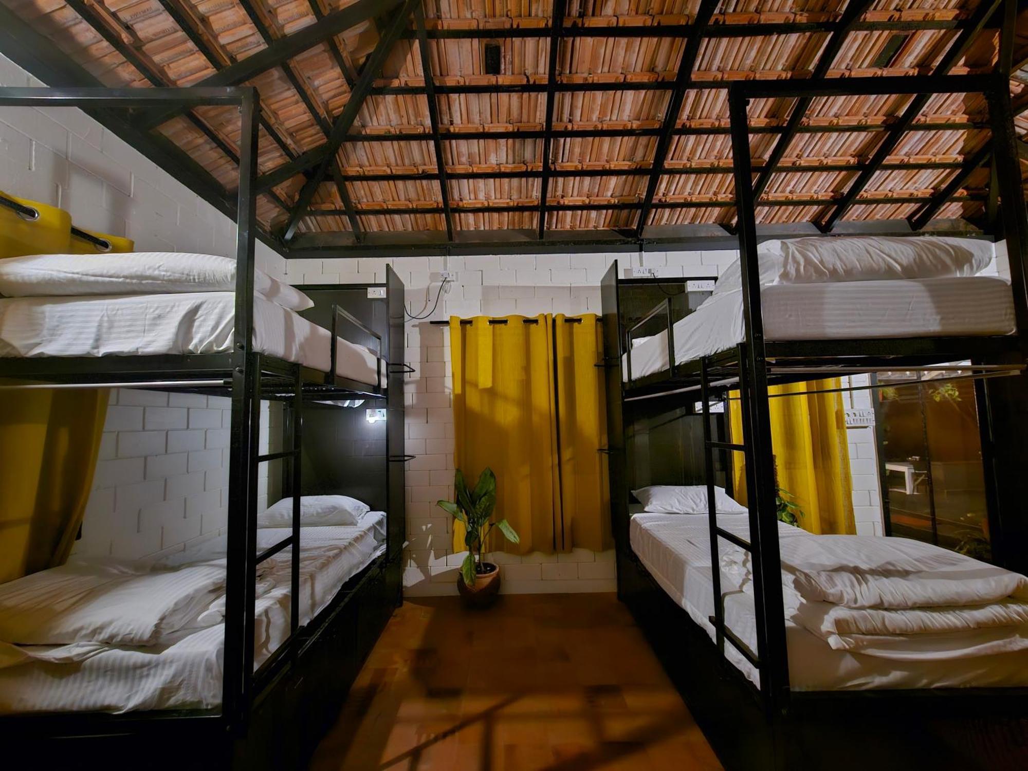 Suntikoppa Benomadic Eco Hostel, Madikeri, Coorg מראה חיצוני תמונה